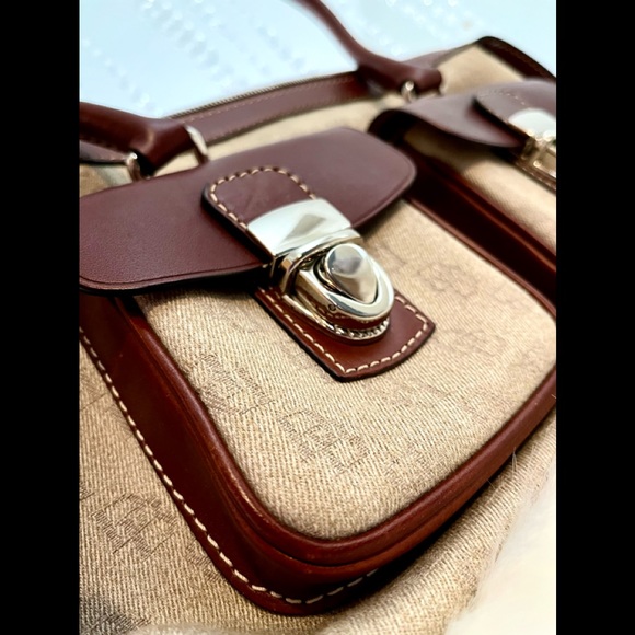 NWOT Dooney & Bourke Taupe Leather Double Pocket Tote Satchel Bag Hp65c - Picture 5 of 10